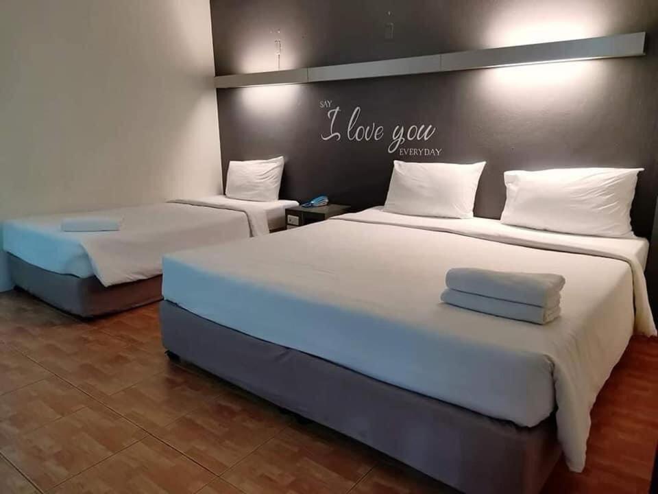 Bj City Hotel Surat Thani Ngoại thất bức ảnh
